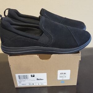Cloudsteppers by Clarks Black Loafers Slip-Ons